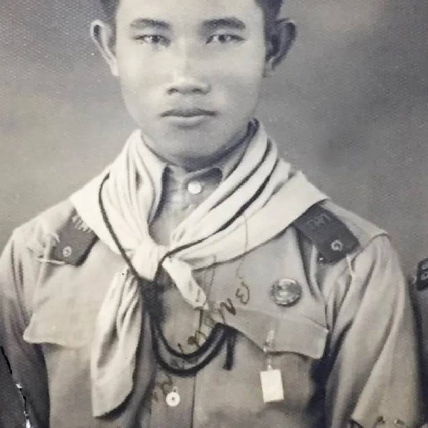 เข็มรัฐธรรมนูญและเหรียญพิทักษ์รัฐธรรมนูญ